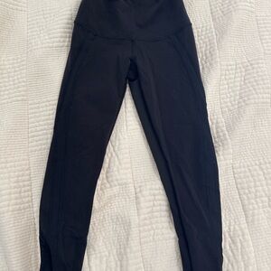 Lululemon Black Compression Crop Leggings 23”